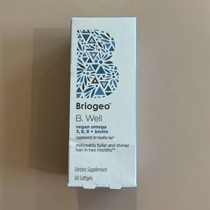 Briogeo B. Well vitamins